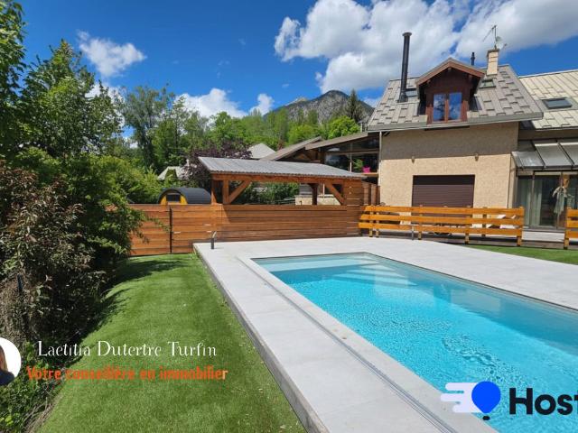 Maison 7 pièces 165 m²