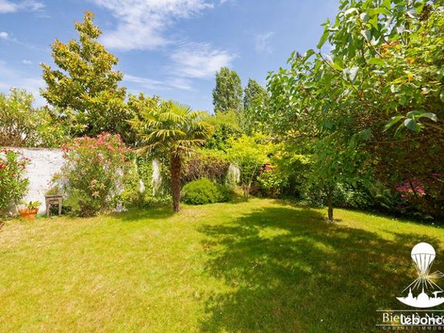 Maison 7 pièces 200 m²