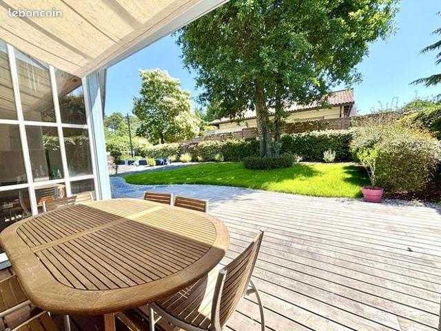 Maison 7 pièces 165 m²