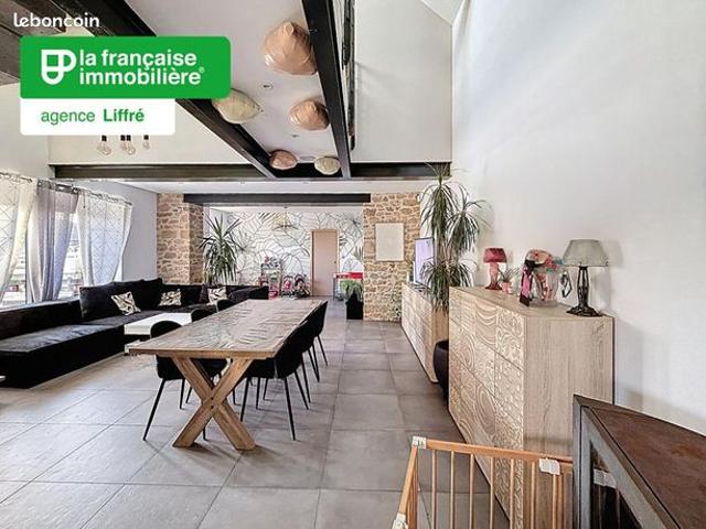 Maison 7 pièces 165 m²