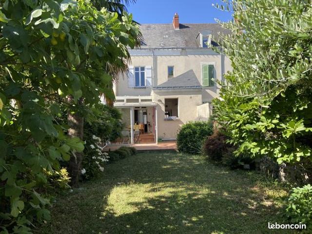 Maison 7 pièces 165 m²