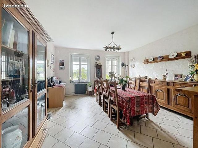 Maison 7 pièces 165 m²