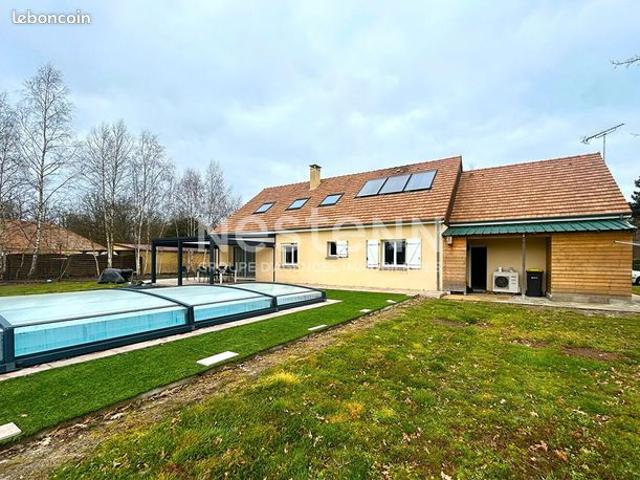 Maison 7 pièces 165 m²