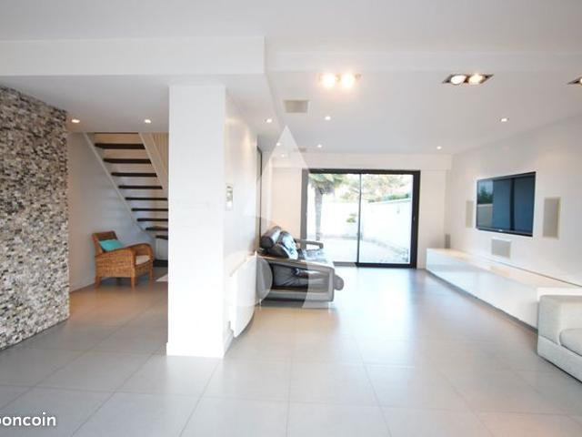 Maison 7 pièces 165 m²