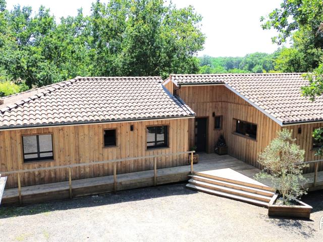 Maison 7 pièces 165 m²
