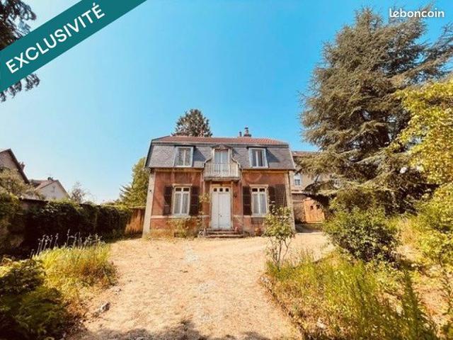 Maison 7 pièces 165 m²
