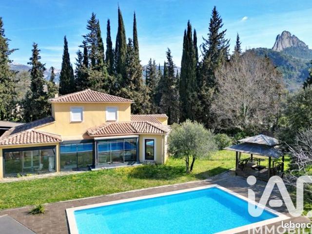 Maison 7 pièces 165 m²