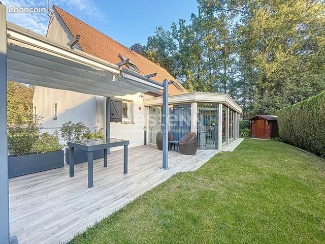 Maison 7 pièces 165 m²