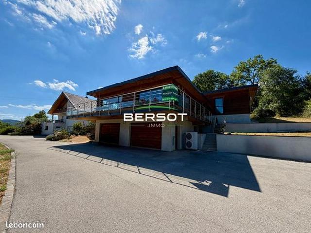 Maison 7 pièces 165 m²