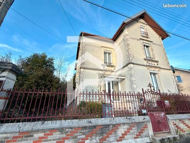 Maison 7 pièces 165 m²