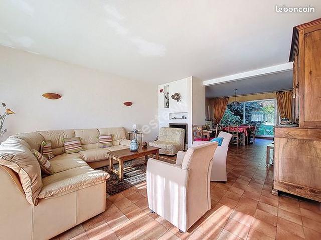 Maison 7 pièces 165 m²