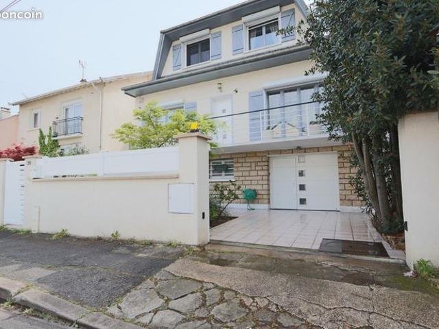 Maison 7 pièces 165 m²