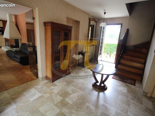 Maison 7 pièces 165 m²