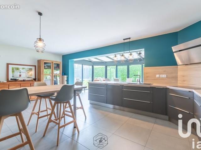 Maison 7 pièces 165 m²