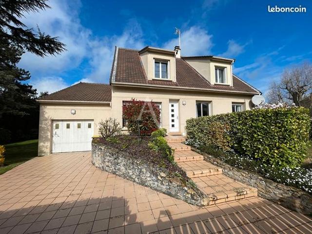 Maison 7 pièces 165 m²