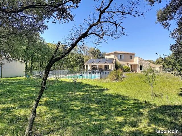 Maison 7 pièces 165 m²
