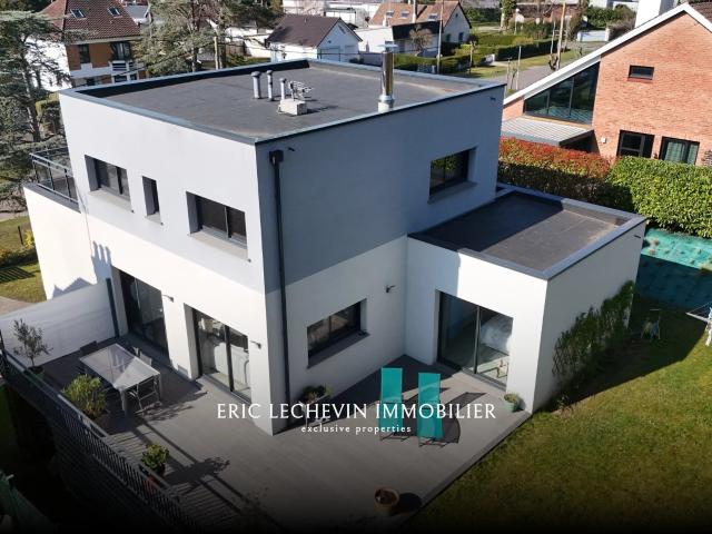 Maison 7 pièces 165 m²