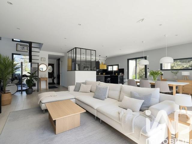 Maison 7 pièces 165 m²