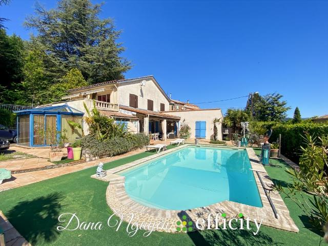 Maison 7 pièces 165 m²