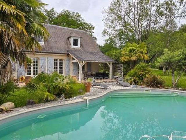 Maison 7 pièces 165 m²