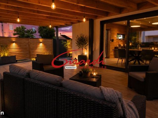 Maison 7 pièces 165 m²