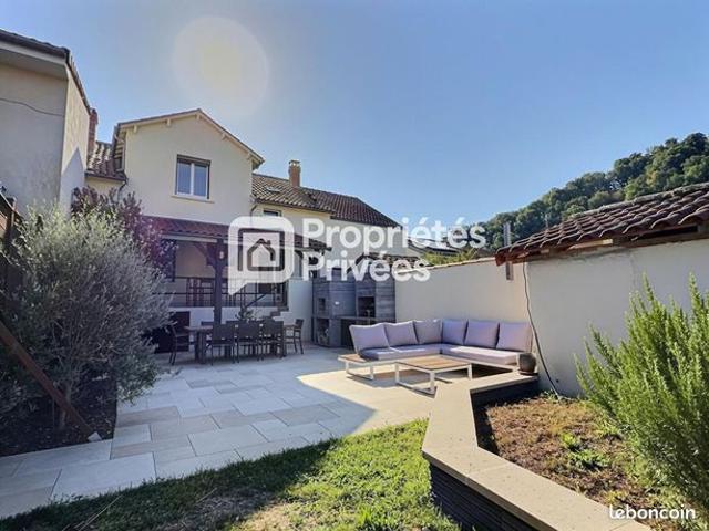 Maison 7 pièces 165 m²