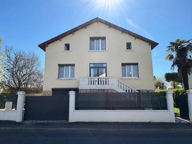 Maison 7 pièces 166 m²