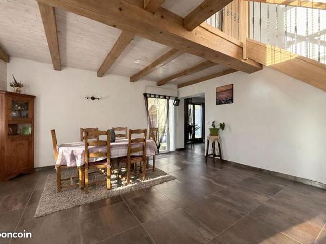 Maison 7 pièces 166 m²