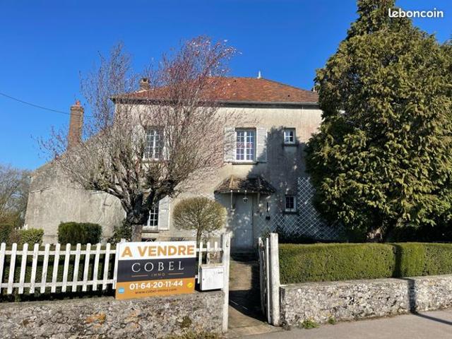 Maison 7 pièces 166 m²