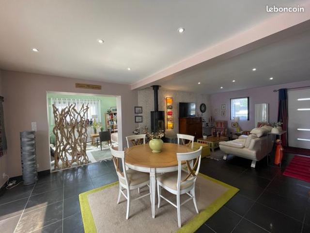 Maison 7 pièces 166 m²