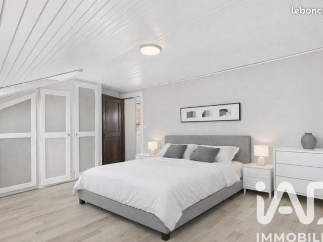 Maison 7 pièces 166 m²