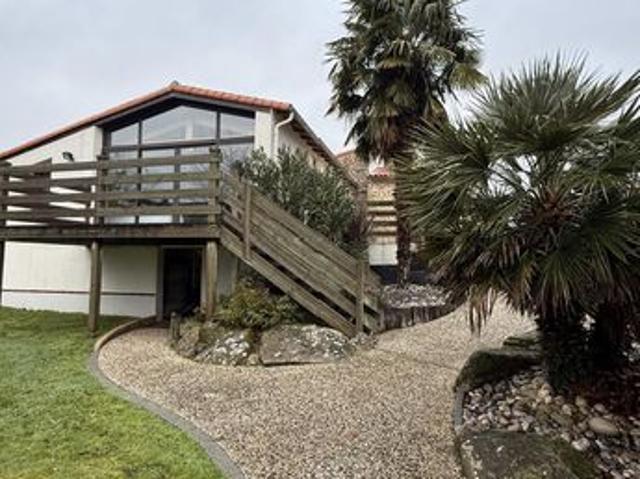 Maison 7 pièces 166 m²