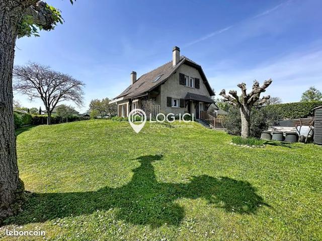 Maison 7 pièces 166 m²