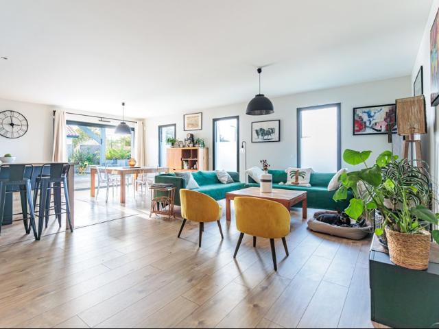 Maison 7 pièces 166 m²