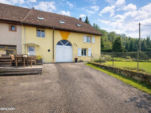 Maison 7 pièces 166 m²