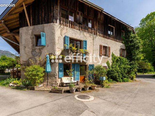 Maison 6 pièces 166 m²