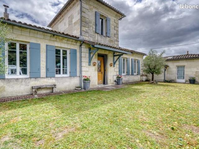 Maison 7 pièces 166 m²