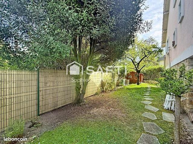 Maison 7 pièces 166 m²