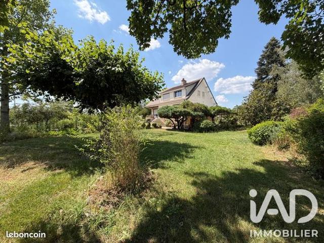 Maison 7 pièces 196 m²