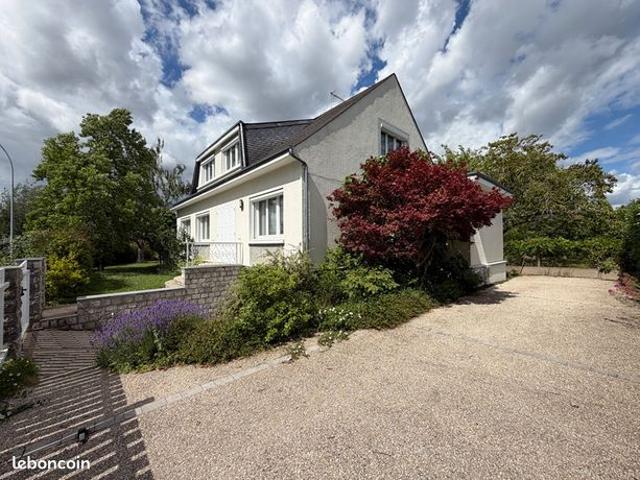 Maison 7 pièces 166 m²