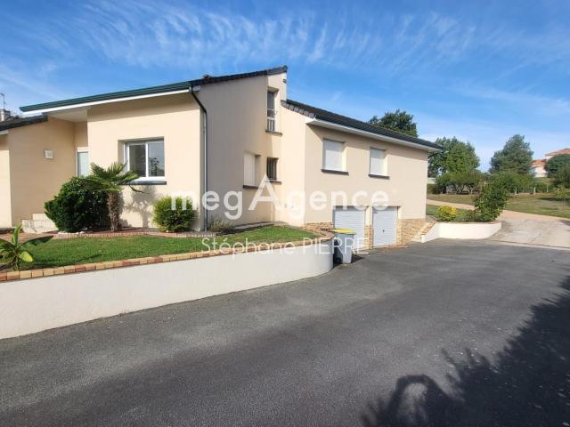 Maison 7 pièces 166 m²