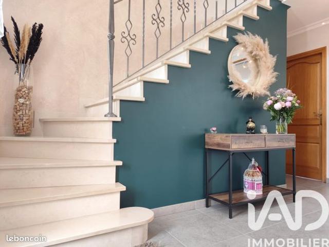Maison 7 pièces 167 m²