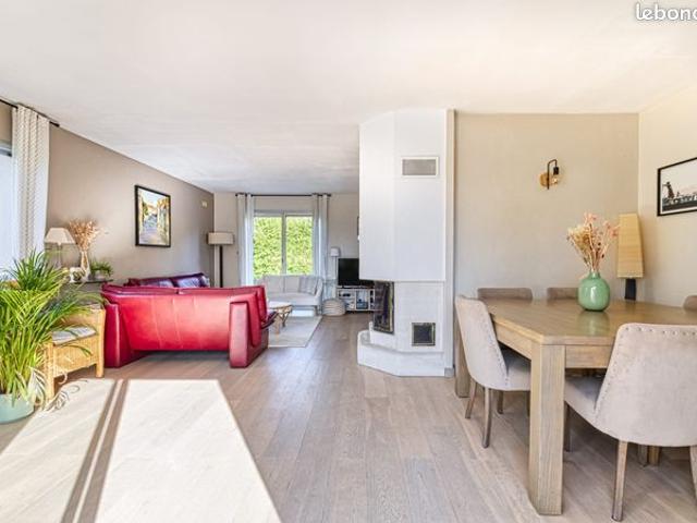 Maison 7 pièces 167 m²