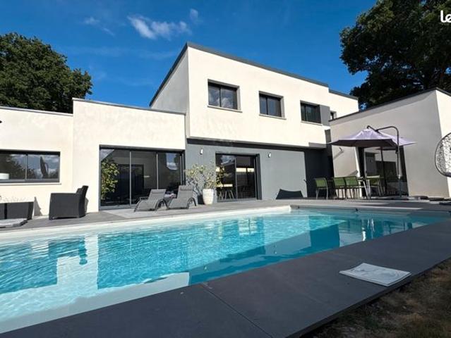 Maison 7 pièces 167 m²