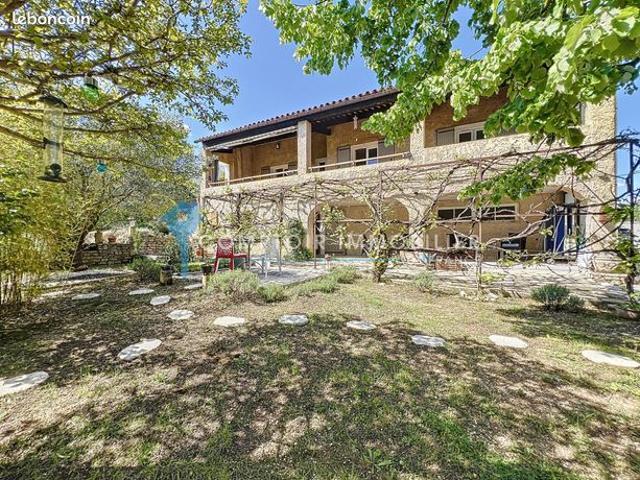 Maison 7 pièces 167 m²
