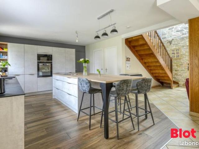 Maison 7 pièces 177 m²