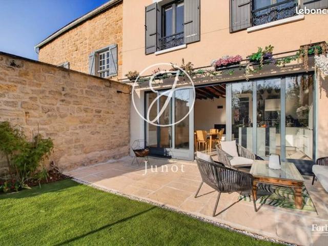 Maison 7 pièces 167 m²