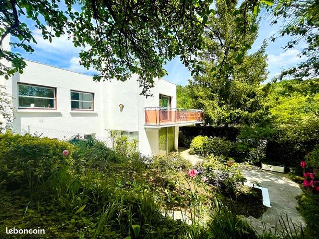 Maison 7 pièces 167 m²