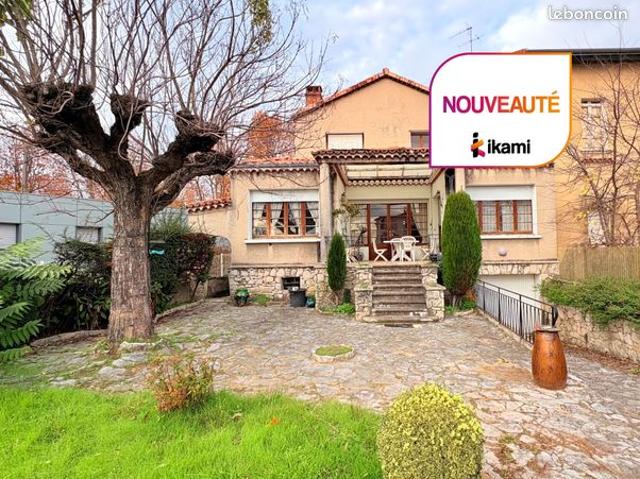 Maison 7 pièces 167 m²