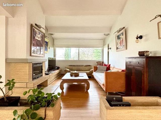 Maison 7 pièces 167 m²